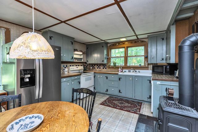 184 Smith Road, Antrim, NH 03440