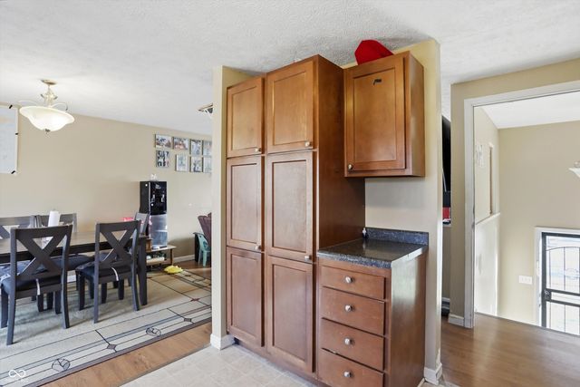 7706 Snowflake Drive, Indianapolis, IN 46227