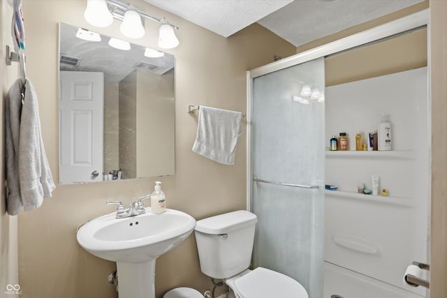 7706 Snowflake Drive, Indianapolis, IN 46227