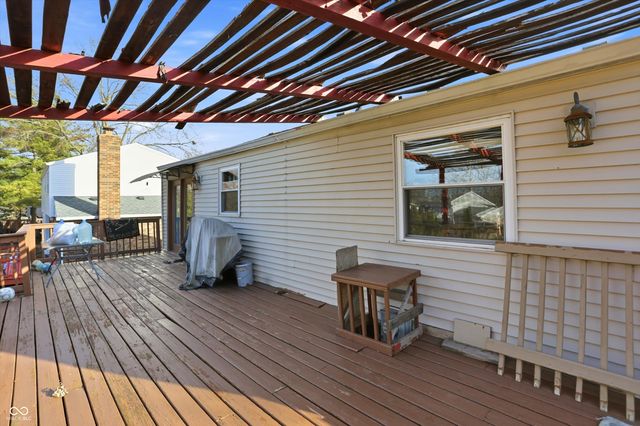 7706 Snowflake Drive, Indianapolis, IN 46227