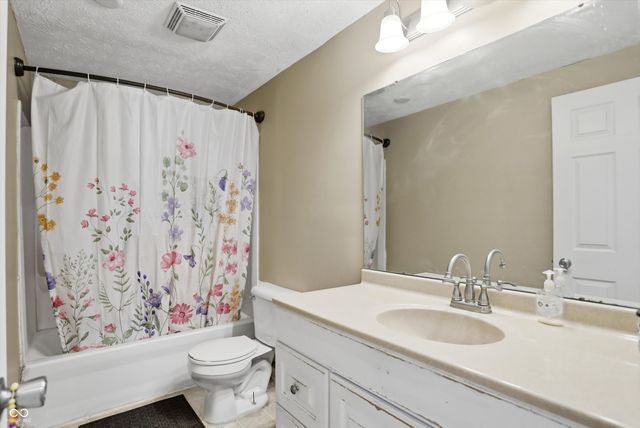 7706 Snowflake Drive, Indianapolis, IN 46227