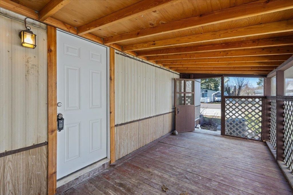 500 E Campbell St, Medical Lake, WA 99022 photo 2