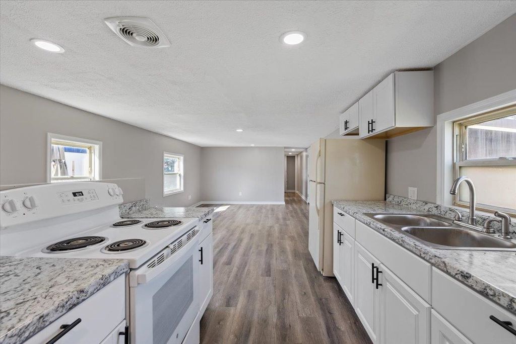 500 E Campbell St, Medical Lake, WA 99022 photo 8