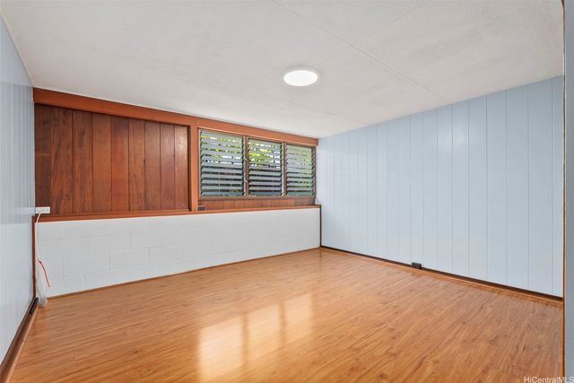 2073 Komo Mai Drive, Pearl City, HI 96782