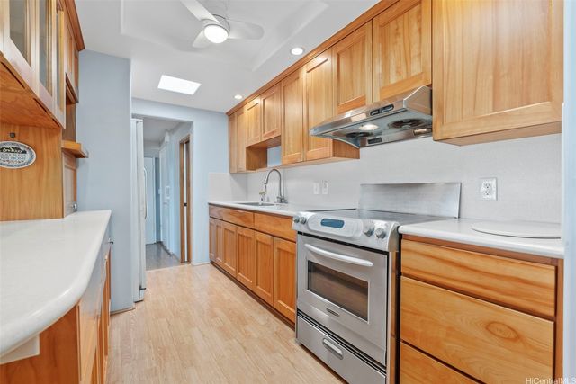 2073 Komo Mai Drive, Pearl City, HI 96782
