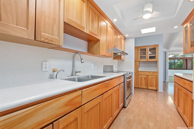 2073 Komo Mai Drive, Pearl City, HI 96782