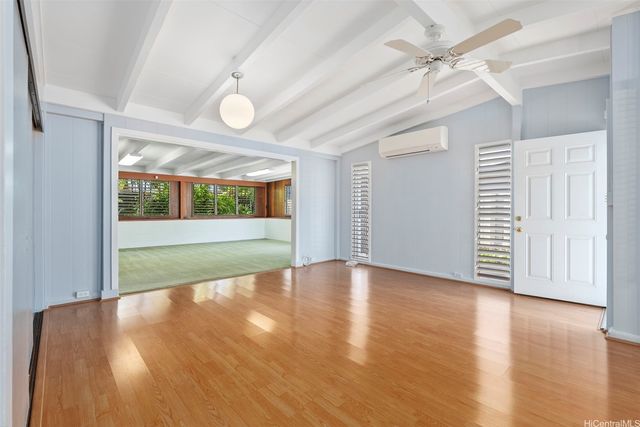 2073 Komo Mai Drive, Pearl City, HI 96782