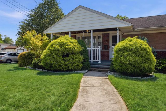 2349 COLONIAL DR, Rahway, NJ 07065
