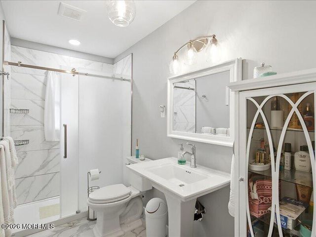 1944 Pine Meadow Avenue, Toms River, NJ 08753