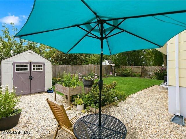1944 Pine Meadow Avenue, Toms River, NJ 08753