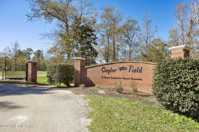 15779 MOHAWK Street, Glen St. Mary, FL 32040