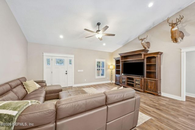 15779 MOHAWK Street, Glen St. Mary, FL 32040