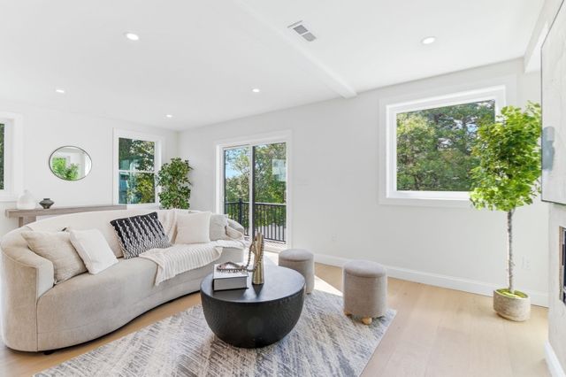 8 Guild St, Medford, MA 02155