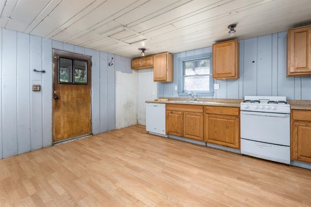7220 Grizzly Flat Rd, Somerset, CA 95684