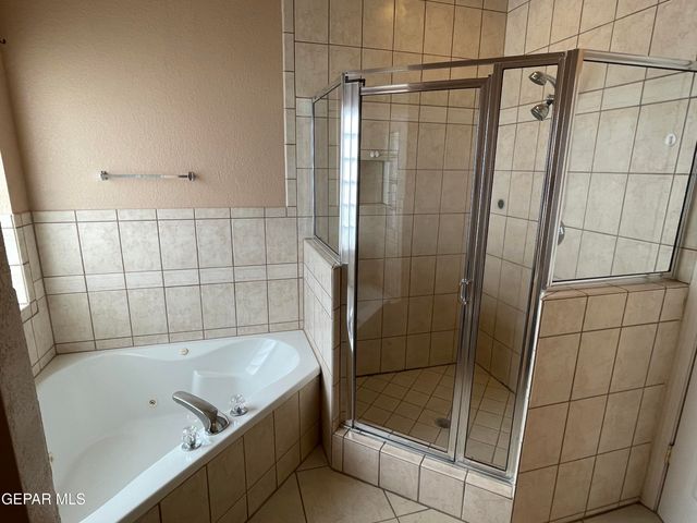 452 EMERALD PASS Avenue, Horizon City, TX 79928