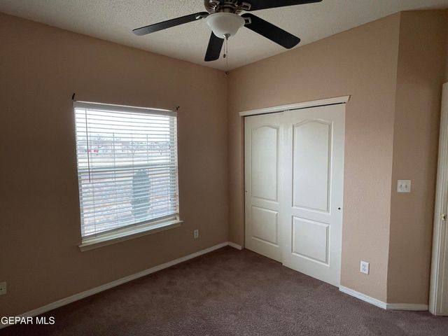 452 EMERALD PASS Avenue, Horizon City, TX 79928