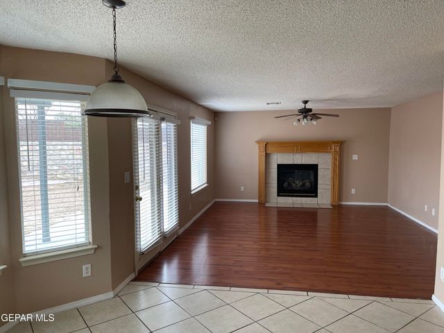 452 EMERALD PASS Avenue, Horizon City, TX 79928