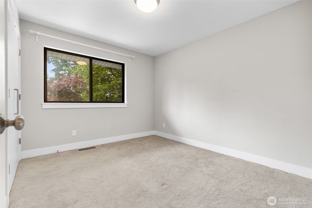 23255 133rd Avenue SE, Kent, WA 98042