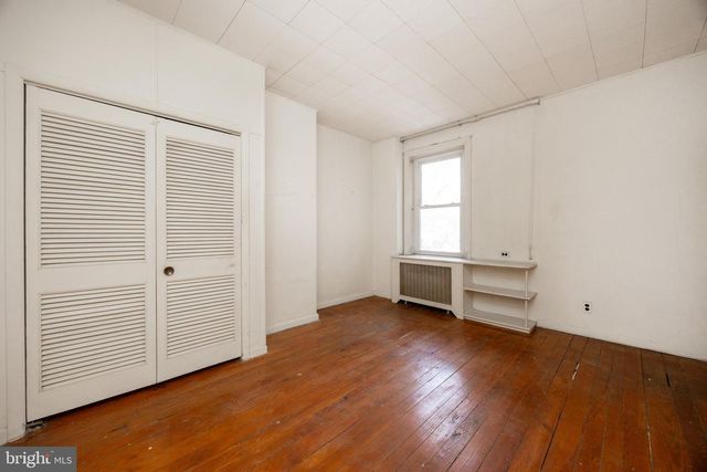 419 N SWARTHMORE AVE, Ridley Park, PA 19078