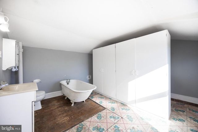 419 N SWARTHMORE AVE, Ridley Park, PA 19078