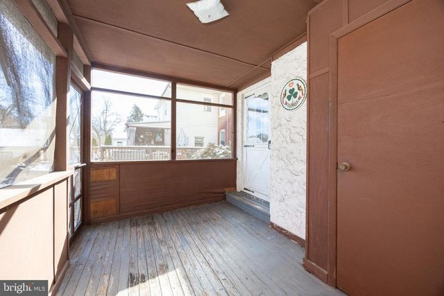 419 N SWARTHMORE AVE, Ridley Park, PA 19078