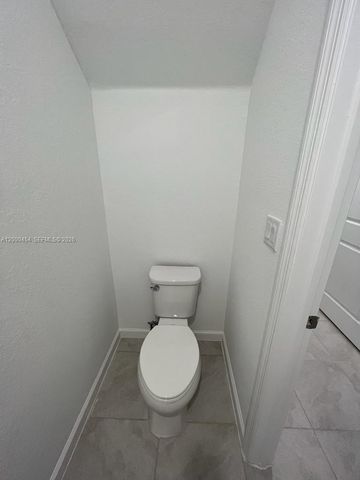 1170 SW 7th Ct, Florida City, FL 33034