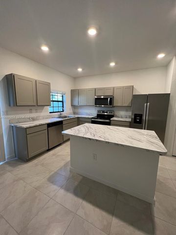 1170 SW 7th Ct, Florida City, FL 33034