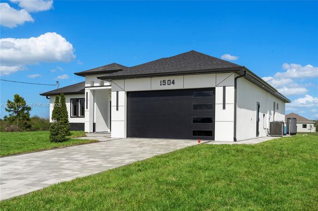 1504 Moore, Lehigh Acres, FL 33972