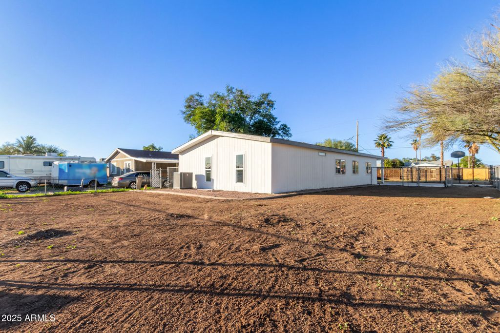 8038 E 6TH Avenue, Mesa, AZ 85208