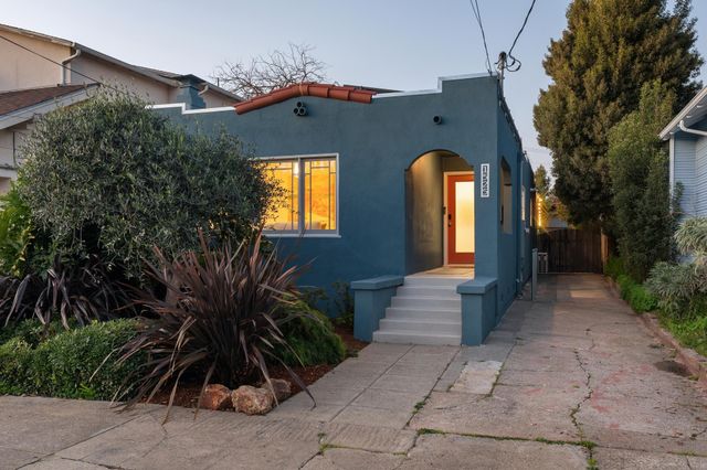 1525 Tyler St, Berkeley, CA 94703