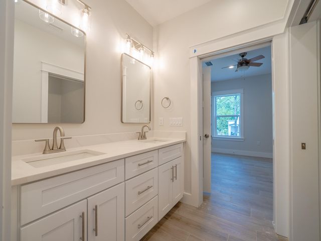 116 E Georgie Street, Point Washington, FL 32459