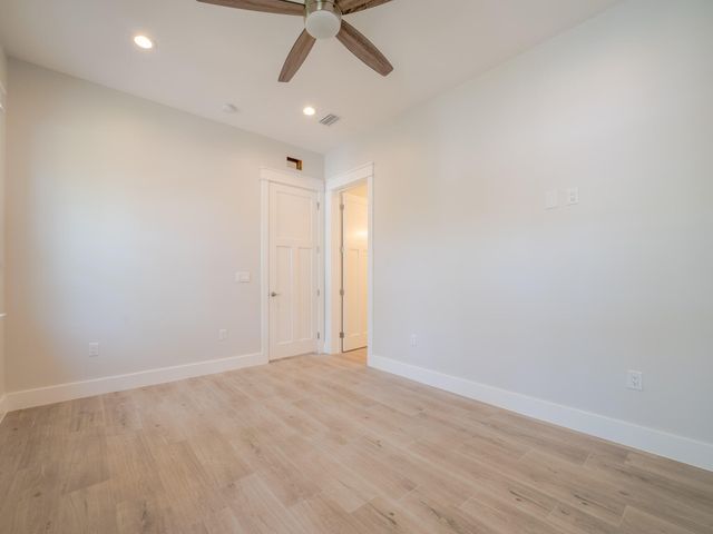 116 E Georgie Street, Point Washington, FL 32459