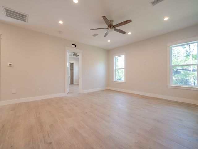 116 E Georgie Street, Point Washington, FL 32459