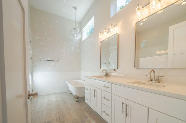 116 E Georgie Street, Point Washington, FL 32459