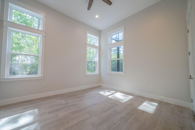 116 E Georgie Street, Point Washington, FL 32459
