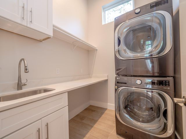 116 E Georgie Street, Point Washington, FL 32459