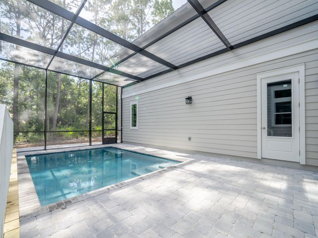 116 E Georgie Street, Point Washington, FL 32459
