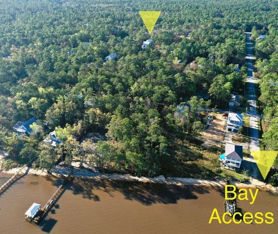 116 E Georgie Street, Point Washington, FL 32459