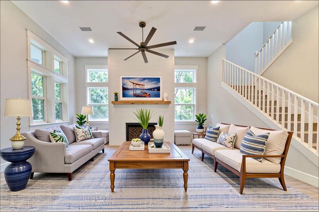 116 E Georgie Street, Point Washington, FL 32459