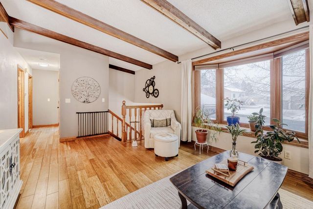 8015 Cooper Avenue, Inver Grove Heights, MN 55076