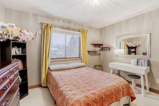 8015 Cooper Avenue, Inver Grove Heights, MN 55076