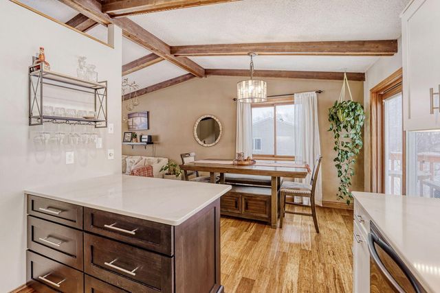 8015 Cooper Avenue, Inver Grove Heights, MN 55076