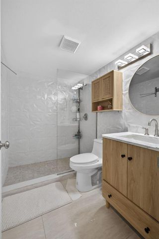 1115 Green Pine Boulevard D2, West Palm Beach, FL 33409