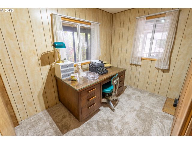 1600 RHODODENDRON Dr 207, Florence, OR 97439