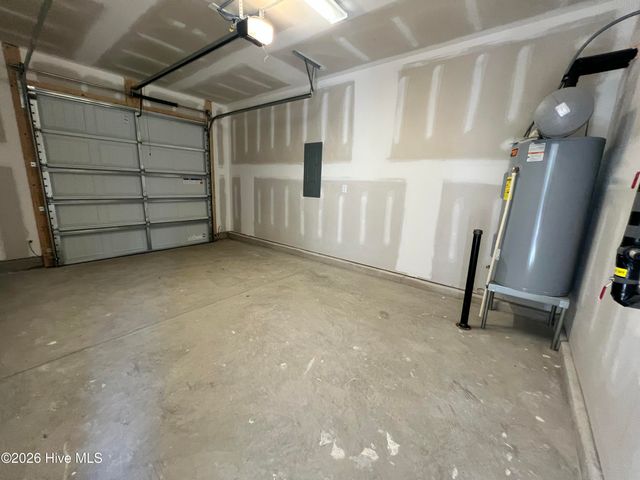 512 Bartley Street, Vass, NC 28394