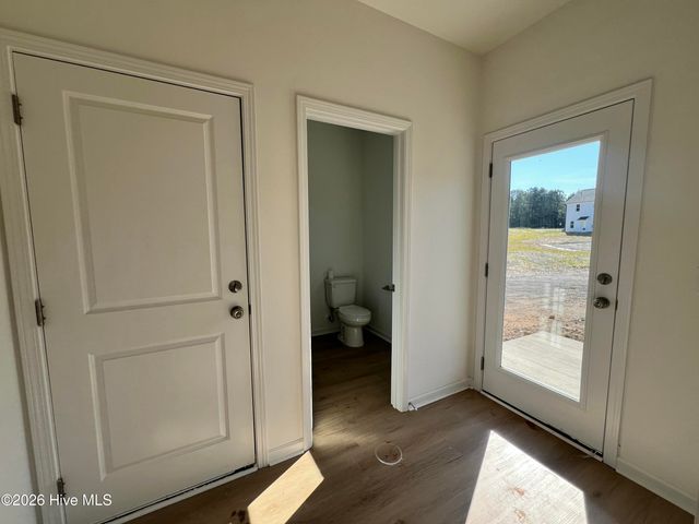 512 Bartley Street, Vass, NC 28394