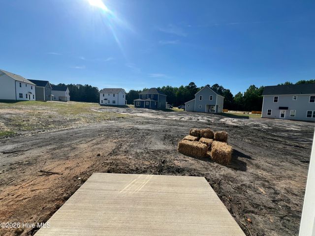 512 Bartley Street, Vass, NC 28394