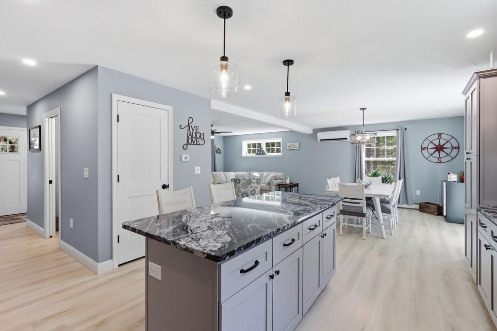10 Quincy Adams Court, Naples, ME 04055 — photo 4