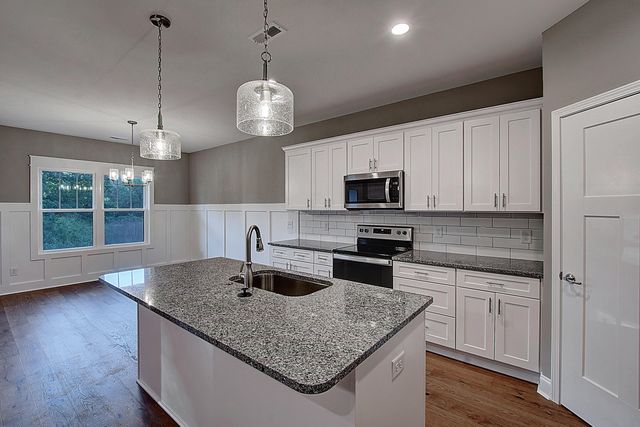 721 Hunts Terrace Drive, Kingsport, TN 37663