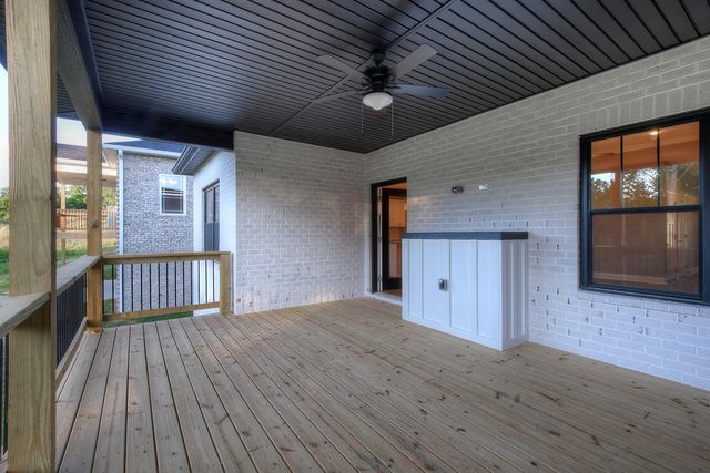 721 Hunts Terrace Drive, Kingsport, TN 37663